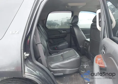 2013 Chevrolet Tahoe Ltz z USA, uszkodzony, nr VIN 1GNSKCE00DR292819